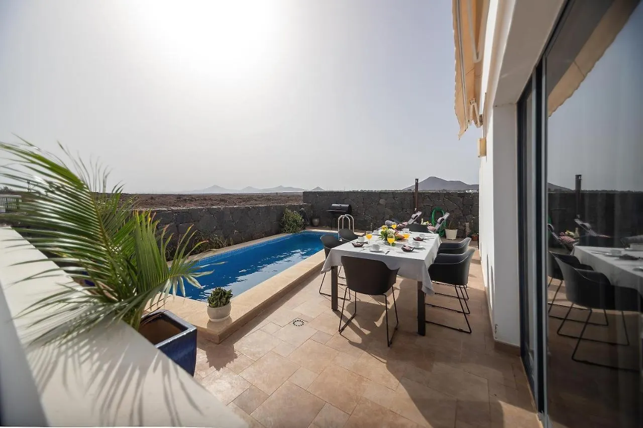 Villa Lanzacosta Golf Teguise  Spain